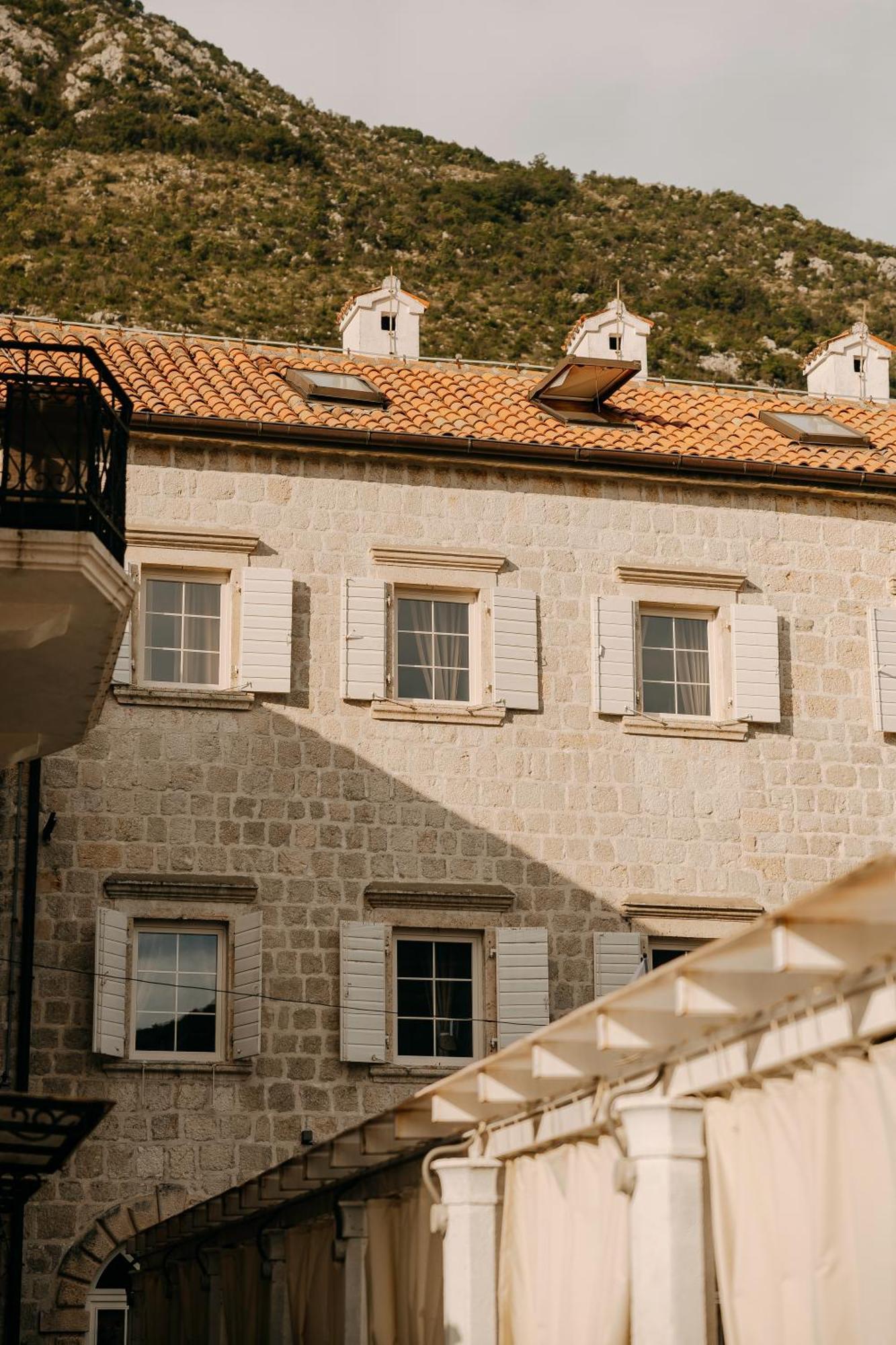 Vila Perast Boutique Hotel Exterior photo